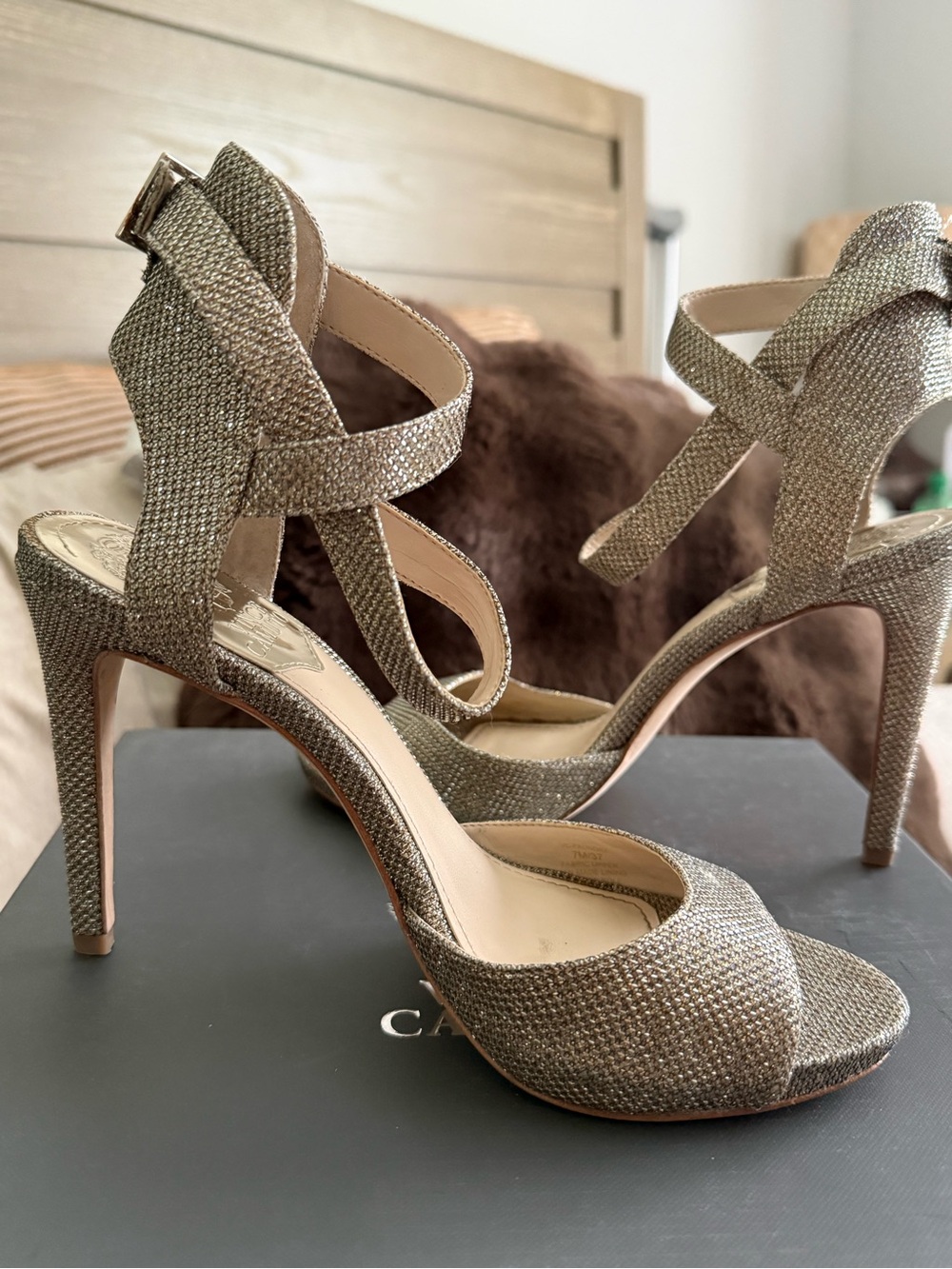Vince Camuto Faunora - 7